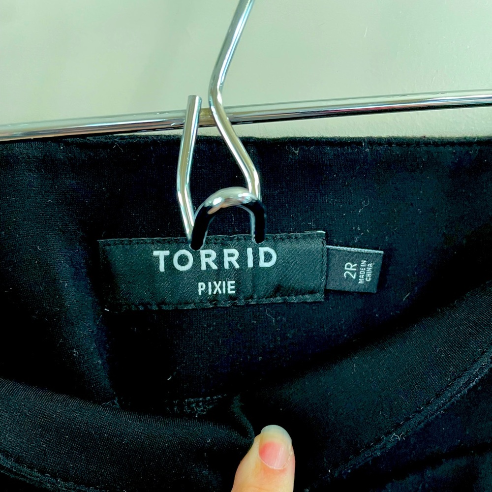Torrid black pixie pants.